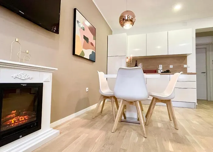 Hedone Luxury 3 With Free Parking Apartment Pula