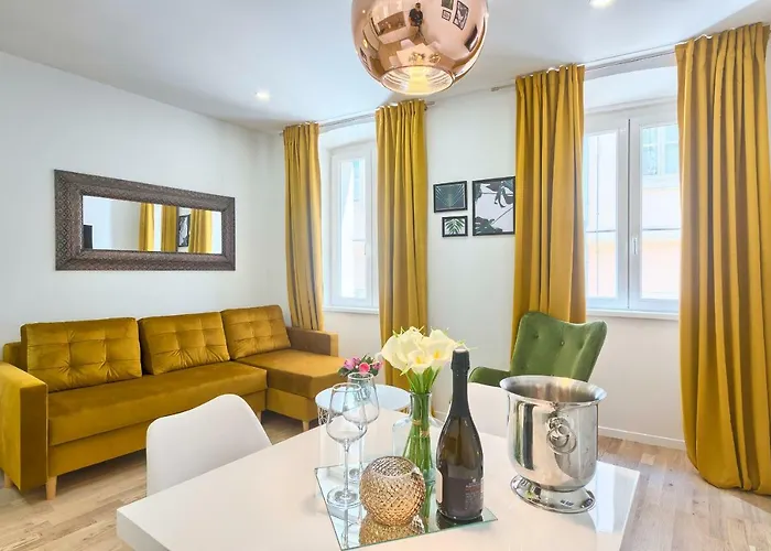 Hedone Luxury 3 With Free Parking Apartment Pula