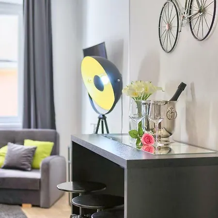 Hedone Luxury 3 With Free Parking Apartment