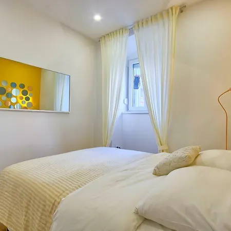 Hedone Luxury 3 With Free Parking