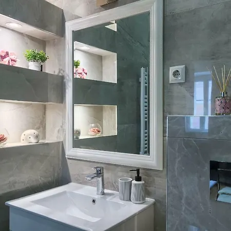 Hedone Luxury 3 With Free Parking Apartment Pula