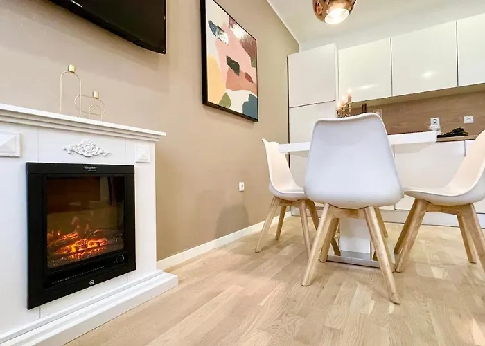 Hedone Luxury 3 With Free Parking *