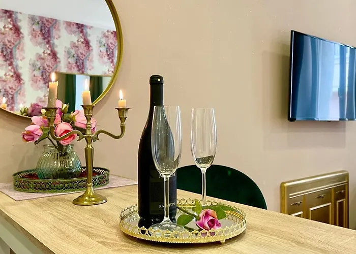 Hedone Luxury 3 With Free Parking