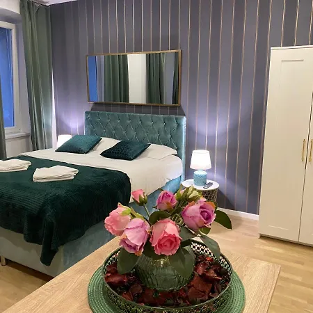 Hedone Luxury 3 With Free Parking Apartment